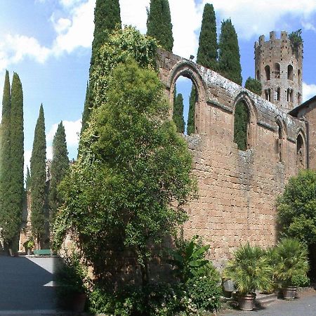 Hotel La Badia Di Orvieto Exterior photo