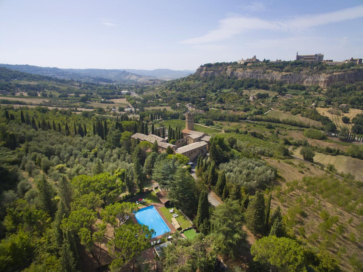 Hotel La Badia Di Orvieto Exterior photo